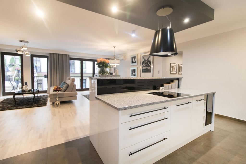Kings City - Skawińska Apartment Krakow Bagian luar foto